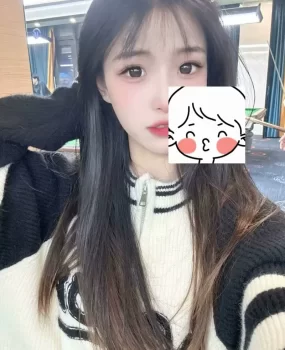 江宁大学城中粮悦天地美女