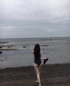 嫩妹三点粉紧致水多有地