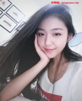 昆明刚下海的兼职小妹妹 可蛇吻