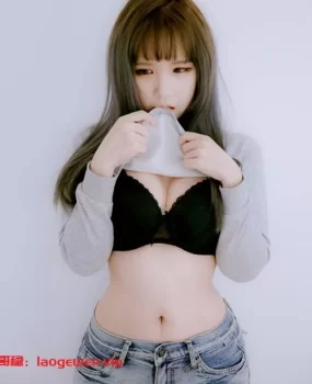 大萌妞性感巨乳楚楚可怜